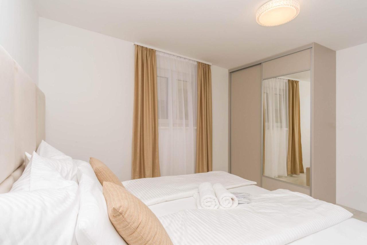 Apartmani Simi - The Sun Цриквеница Экстерьер фото