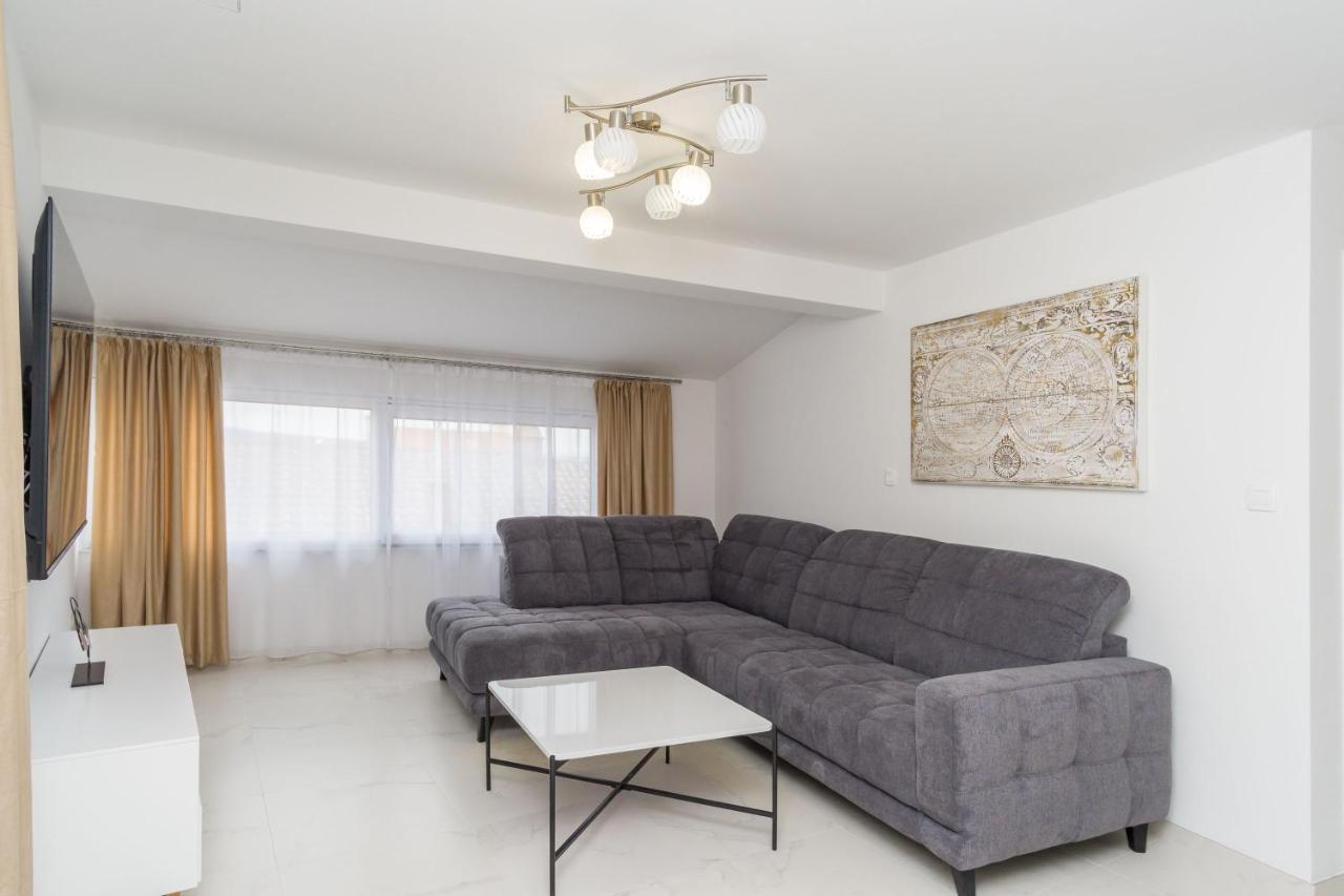 Apartmani Simi - The Sun Цриквеница Экстерьер фото