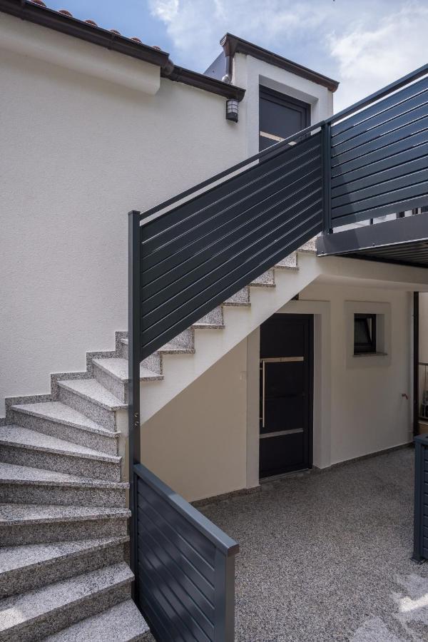 Apartmani Simi - The Sun Цриквеница Экстерьер фото