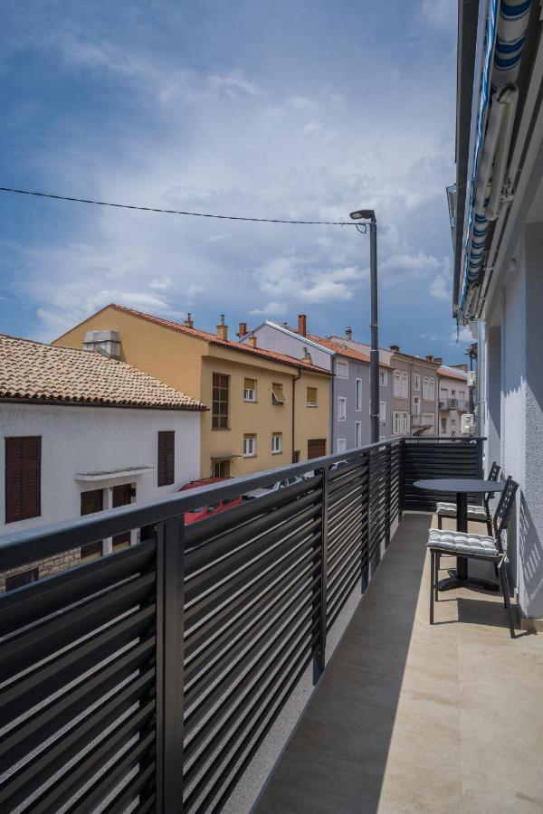 Apartmani Simi - The Sun Цриквеница Экстерьер фото